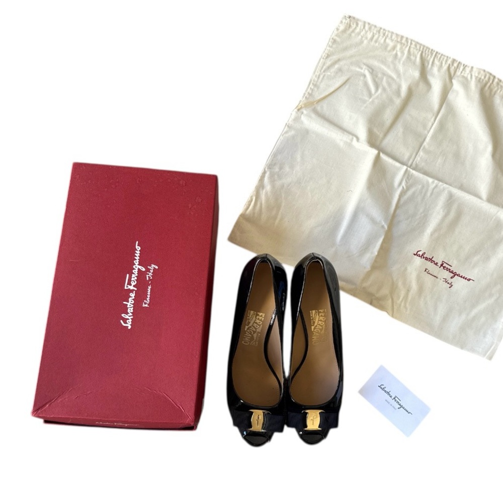 💥2x HP 💥 Salvatore Ferragamo Black Patent Leather Heels size 9 - Picture 3 of 11